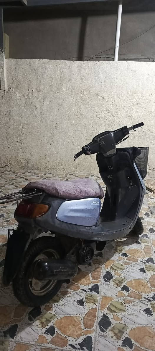 السلام عليكم دراجة ام السلة للبيع شغالة بس الكابريته يرادلهة تنظيف السعر 175 وبيهة مجال قليل مكاني المسيب ***********
