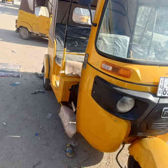 سلام عليكم شباب مديل 20 وجبه ال اولى نازله بشهر واحد بسنويه مكتوب ١٩ شهر ١٢ يوم ٣٠ كلشي موضح بل فيديو شوف قبل لا تخابرني مكينه فقط بوشه وبستم تخبل تراي يخببل سعرها ٥٥٠٠ مكاني بغداد سبع قصور يم مركز ***********
