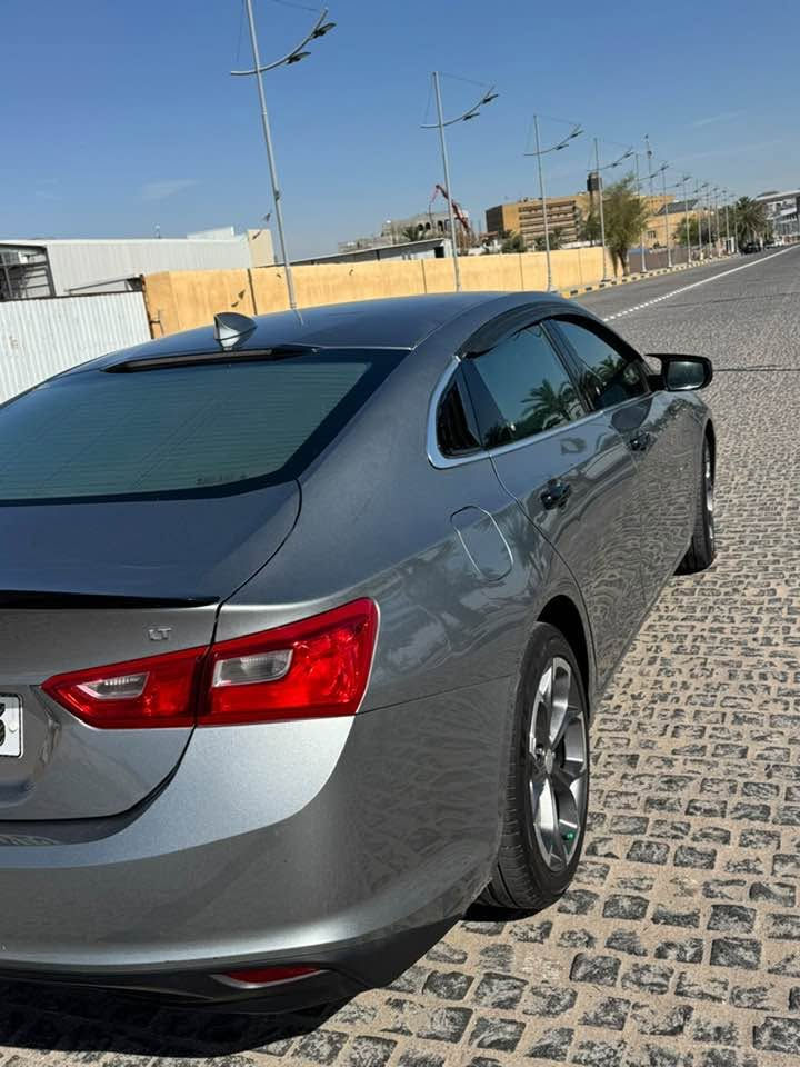 سلام عليكم... ماليبو 2023 LT وارد امريكي مكينه 1.5تيربو فول موصفات عده الفتحه اناره داخليه سياره تقرير غرق  وجاهزه سياره من كلشي تخم تايرات جديد رقم ذي قار معوقين باقي سنه ونص وصير حره  وكاله اسويلك سياره ادامه كامله سياره برغي ما ناقصها تبريد قطعتين ثلج تدفئه شغال  ماشيه 25k موصفات 
لد نهاري
كامره خلفيه
تبريد بيانو  
 رادار امامي تحديد مسار 
تدفئه كشنات 
كرسي متحرك كهربائي
سايد ابريك بصمه
تشغيل بصمه 
بيبان بصمه 
تشغيل عن بعد
صندوك بصمه 
شاشه كار بلي 
توقف ذاتي 
تحكم الاستيرن جهتين 
سعرها  
115$ بيه مجال قليل  مكان البصره حي المهندسين الاستفسار ***********
