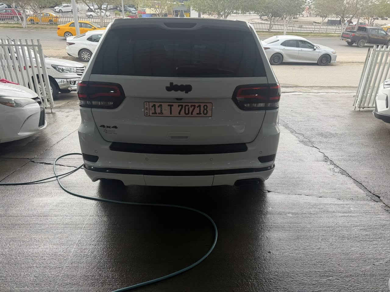 سلام عليكم
جيب موديل ٢٠١٦ فول مواصفات 
الفئه سومت 
ماشيه ٨٠ 
سعر ٢٢٠بيه مجال 
***********
