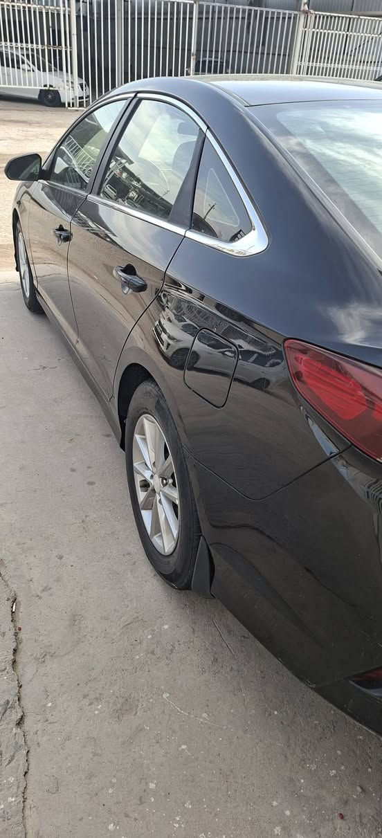 ***********سوناته موديل 2018 صور حادثها مرفق بلمنشور بدون دواخل اسياره بلكارتون جديده ميكنه كير حداديه تخم تاير تبريد كوله جديد امداور ثاني يوم سياره مال جناي العنوان النجف. السعر 123 وبيها مجال  *********** النجف, العراق
