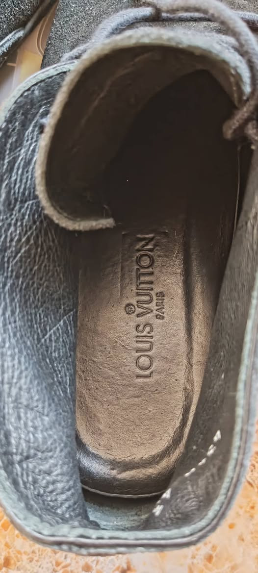 حذاء لويس فيتون شرط الاصلي حجم ٤٣ الداخل جلد و خارج قماش


**إذا كنت صاحب هذا الإعلان وتريد حذفه لأي سبب، رجاءا أرسل رسالة إلى الدعم الفني**