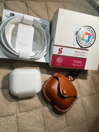سماعات ابل 3 • مستخدمه يوم • بالنايلون