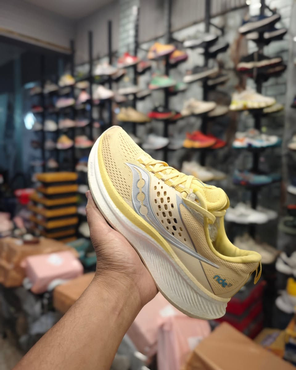 🔥 قطع من أحذية الجوكر 🔥

أوريجنال أصلي ✔️
قياس 42 👟
أحدث الموديلات وأفخم التصاميم الشبابية 😍

إذا تريد الأناقة والراحة بنفس الوقت، الجوكر هو اختيارك الأول ✨
ستايل رياضي يخليك مميز بكل خطوة 🔥

📦 الكمية محدودة
📲 للحجز والاستفسار تواصلوا ويانة على الواتساب أو عبر الصفحة

الجوكر… عنوان الفخامة والأصالة 👑👟


**إذا كنت صاحب هذا الإعلان وتريد حذفه لأي سبب، رجاءا أرسل رسالة إلى الدعم الفني**