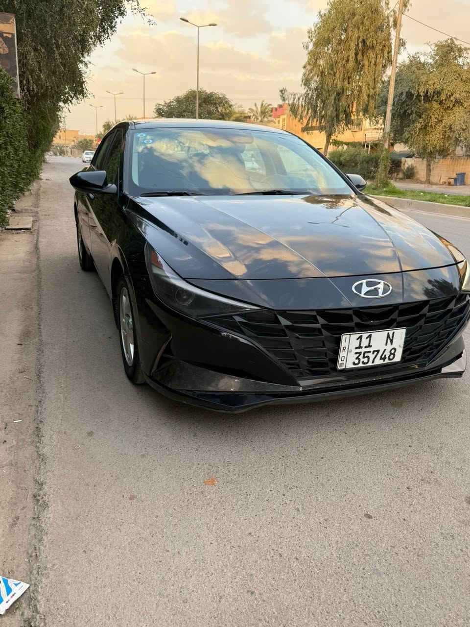 السلام عليكم النترة ٢٠٢٣
سيارة حادثها بس بنيد 
بدون شاصي بدون لغد بدون ايرباك 
محرك ٢٠٠٠ دوش رادار قيادة الي شاشة جبيرة وفول تحكم 
وكشن تدفىة سيارة حلوة وخير من الله بغداد بسمي 
السعر ١٤٦.     مكانها بغداد شارع فلسطين 
***********
