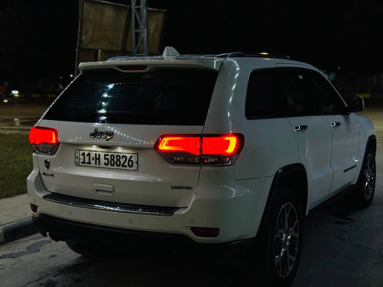 للبيع فقط
جيب كراند شيروكي موديل 2020 خليجي

فول مواصفات لمتد السياره ،داخل عسللي ،مكفوله كفاله عامه عدا طرف الجاملغ  الامامي تكحيل كارت بسيط ومرفق بالمنشور 

رقم بغداد بأسمي شخصيا، العداد 91 الف 

السعر. 300 بيها مجال بسيط

عنوان بابل
***********
