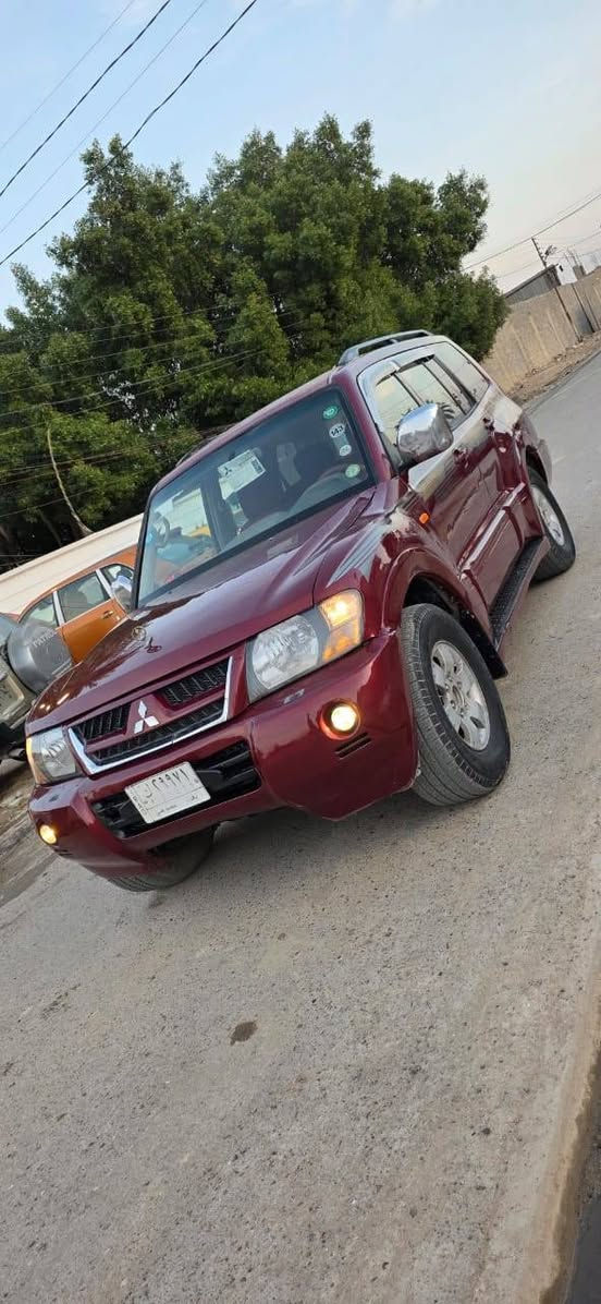 بايجيرو  مديل2003 ……***********
 ظرر جاملغ خلفي بدون دواخل  بيه  صبغ احزام  اثر   شخوط
رقم بغداد   مشروع وطني
تخم تاير نظيف صدر خلفي امامي  شاشه ندرويد  كامره خلفيه 
 7 راكب   محرك محور vvt
محرك 6 سلندر  حجم 3000
دواخله كلش حلوه  او نظيفه 
سعر 70 او بيه مجال مكاني بغداد مدينه الصدر *********** بغداد, العراق
