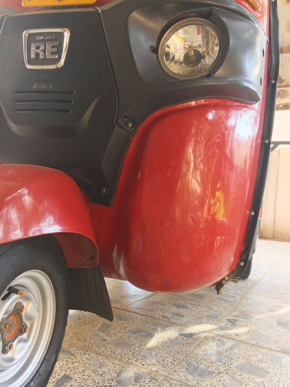 سلام عليكم 
تكتك ضربتها بس لغد وشخوط بسيطه  تكتك كامله ما نقصها اي شي مرقمه ثاني يوم تحويل  مكينه خير من الله لا تنقص ولا اتباخر سعر8500.  وبيها مجال  رقم،***********
بغداد فلكت سلمان باك
