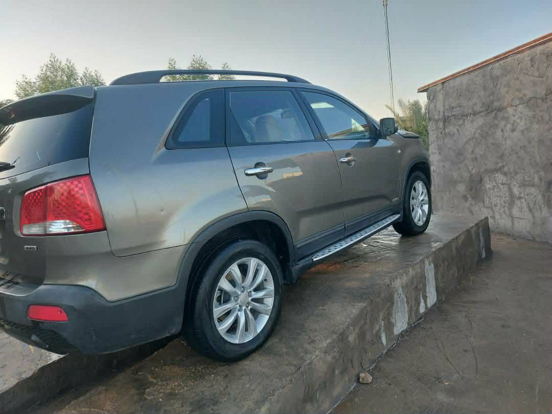 سورنتو ٢٠١٠ خليجيه
فول عدا البصمه شاشة ايباد كامرة دوارة
حساس خلفي مكفوله عدى شبرين بارد باب الخلف الصدر تخم تاير باتري جديد سيارة جاهزة من كل النواحي مكينه وكير كفاله
4سلندر العنوان كربلاء.الهنديه
السعر 135$ وبي مجال بسيط
للاستفسار الاتصال على الرقم
***********
