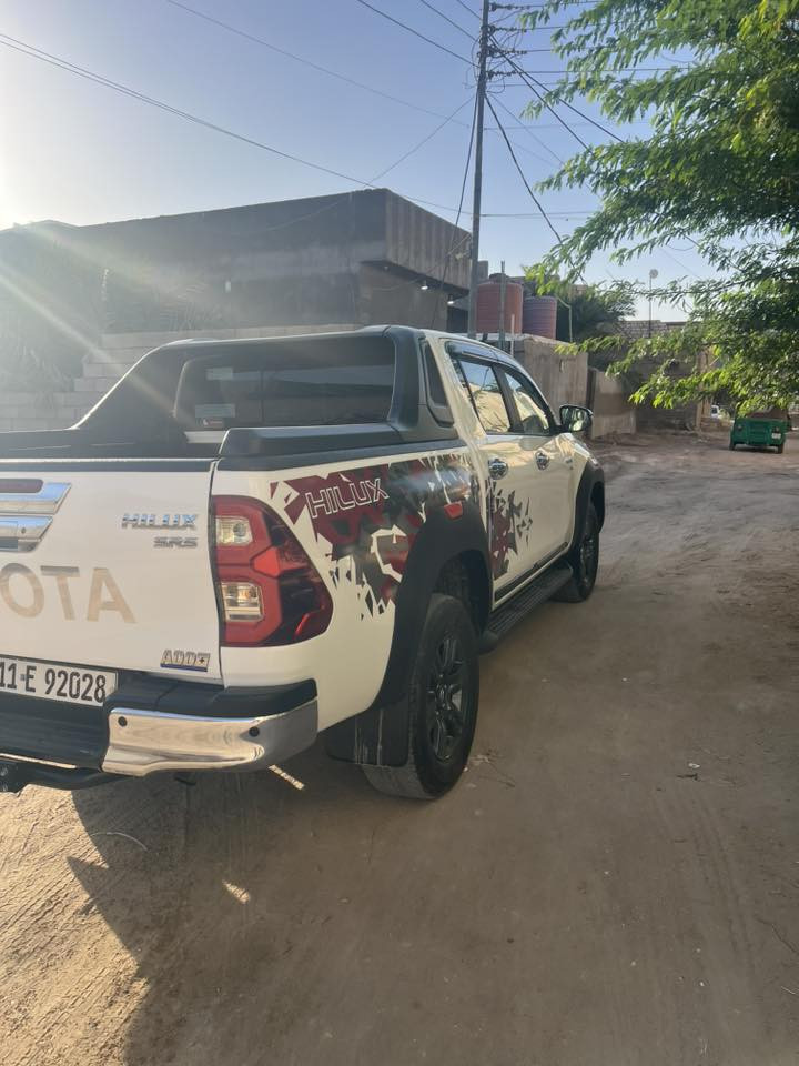 للبيع سياره البصره شط العرب. TRD. هايلوكس 
موديل 22 فول فول موصفات
ماشيه 81 الف حقيقي
كفاله عامه.  ***********
