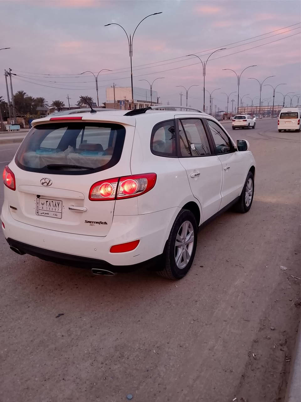 للبيع سنتافي خليجي 2011 صبغ جاملغ امامي فقط بدون داخل سونار مرفق بالصور
محرك 4 كفاله كير صدر تبريد كله كفاله 
فتحه 7 راكب - 3 قطع تبريد - تحكم لايت 
سعر 137 وبيه مجال قليل بعقوبة تقاطع القدس 
للاستفسار ***********
