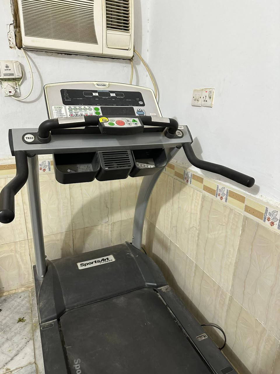 السلام عليكم جهاز جبلي السعر 500 رقم الواتساب 
***********
