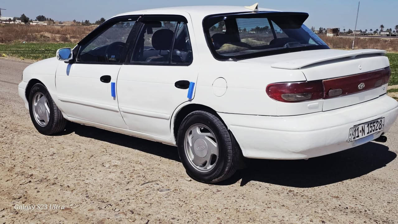 للبيع KIA سيفيا
سيفيا رقم بغداد 11  دولي 
شرط التحويل 
محرك مكفول 
كير مكفول 
شواصي مكفوله 
السياره مصبوغه حزام مكفوله من الظربه 
كهربائيات كامله تخم تاير جواهه 
تبريد بس غاز كامل 
ترايك وين ما تريد السياره جاهزه من كلشي 
السعر المطلوب 38 وبيهه مجال قليل للاستفسار
***********/***********
