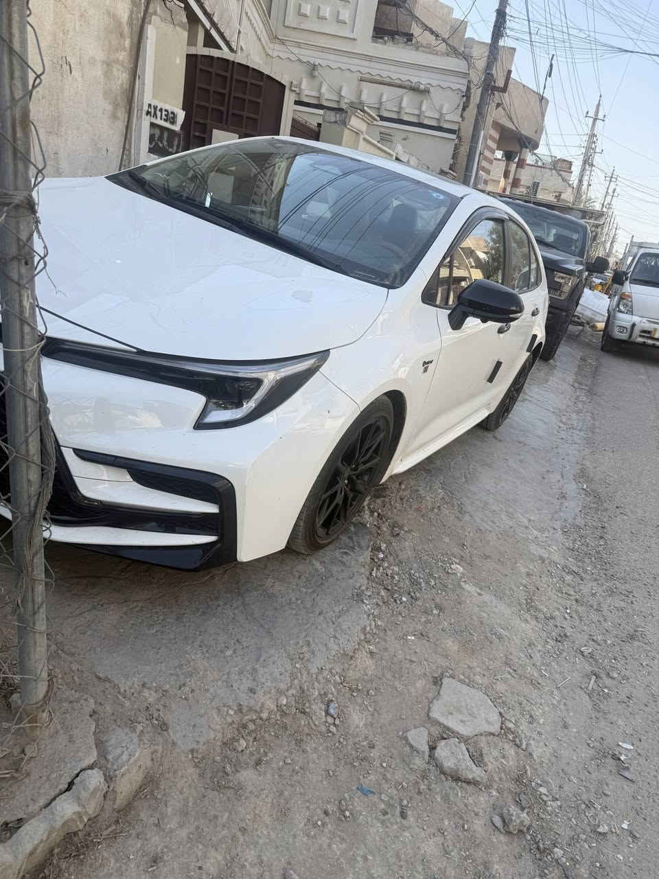 السلام عليكم للبيع موديل ٢٥ فول مواصفات GR ماشيه ١٣ الف عارضها ١٧٢ ورقه وبيها مجال بصيط السيارة كفاله عامه عنواني بغداد الكرخ ***********
