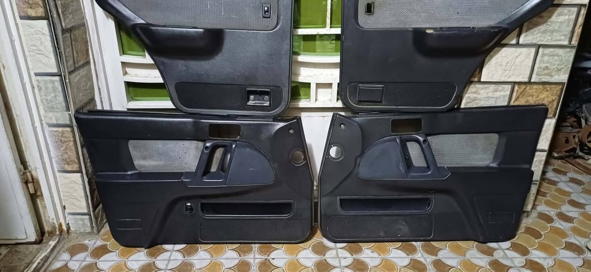 بطاين النترا دمعه نظافه ميه بالميه انظاف جدا اليحتاجهن يتصل على *********** بي واتساب وباقي الاغراض المعروضه وغراضها متوفره عندي كلها
