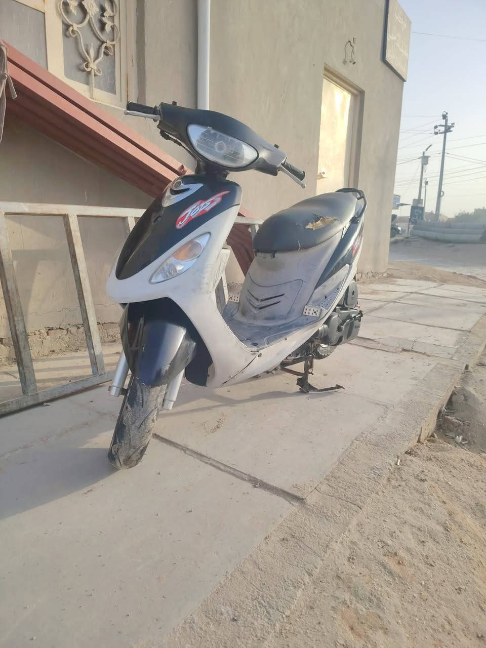 للبيع 
السلام عليكم ماكس منغولي مال حاويه صار شهرين من ماخذهه مكفوله كله عامه مكينه وكسن وكهربائيات كلهم عله وضع الشركه***********
