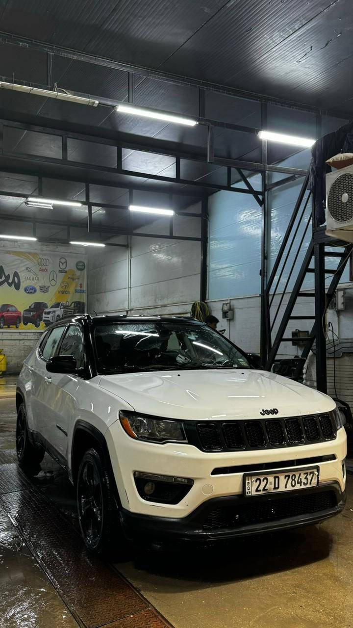 السلام عليكم 
جيب كومباس 2021 
السيارة حادثها فقط صبغ هلال بالجاملغ الخلفي  
رقم اربيل الجديد تحويل او وكالة بالي يعجبك 
بصمة
المحرك 2500 
تحكمات ستيرن 
اربع وضعيات قياده 
هاند بريك بصمه
تحكم كشن سايق كهرباء 
نظام بصمة و تشغيل عن بعد 
قطعتين تبريد 
كشنات جلد 
نظام اوتو ستارت
شاشة(car play)
تدفئة كشنات 
تدفئة ستيرن
المقاعد جلد اسود 
السيارة Two 2️⃣ colour 🖤🤍
السعر 168 وبيها مجال بسيط
السيارة مناقصها اي شي متصرف عليها ربع كلشي بيها كامل 
مكاني بغداد السيدية 
الرقم ***********
