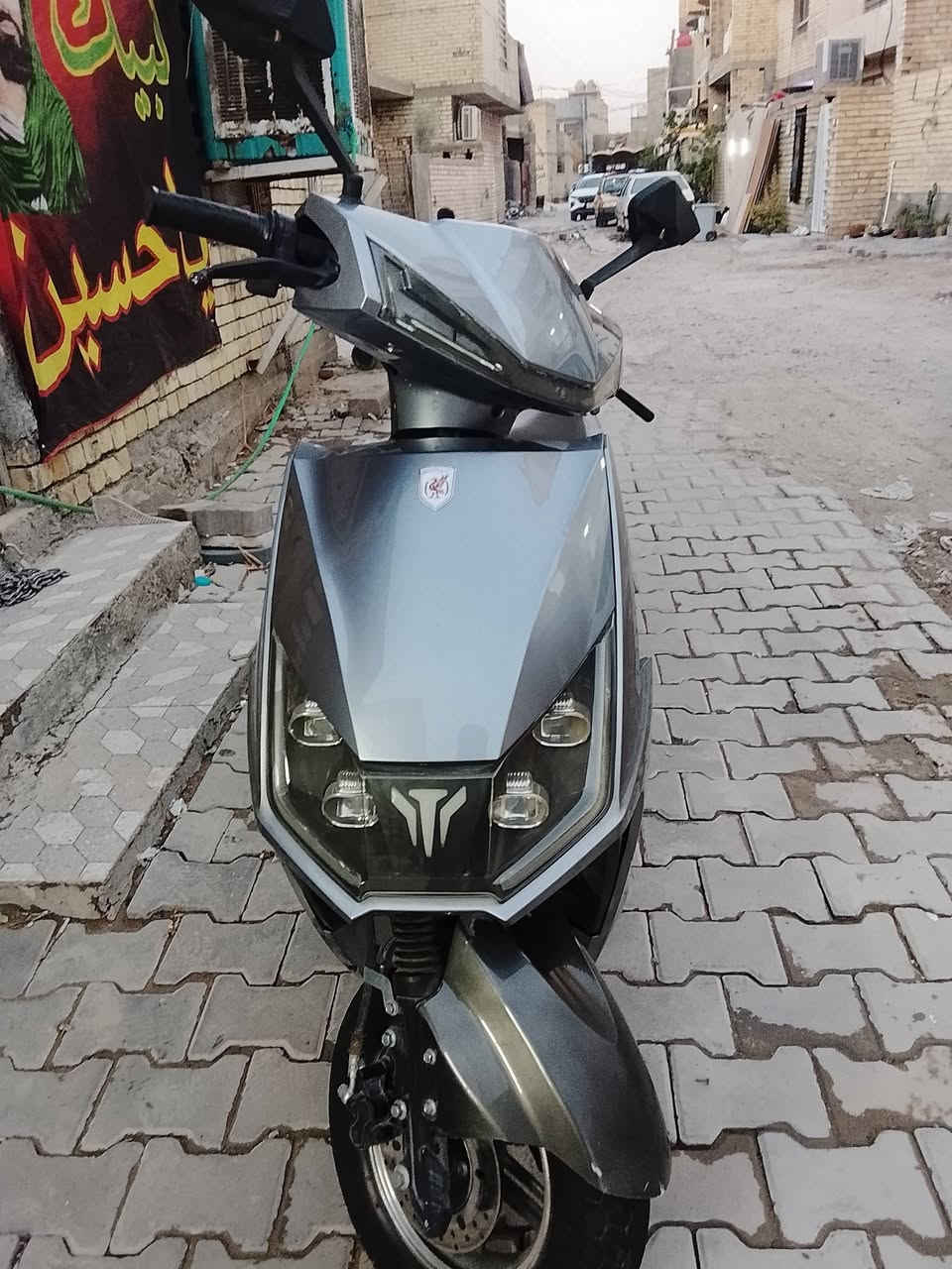 السلام عليكم دراجه شحن سكنس ملف 2000 واط 6 بطاريات كبار بيها 3 سرع السرعه القصوى 99 حقيقي بيها نظام باركنك حمايه بيها نظام بك الرجوع للخلف بيها سويجين وبصمتين السعر 750 وبيها مجال للطيبين الاستفسار ***********
