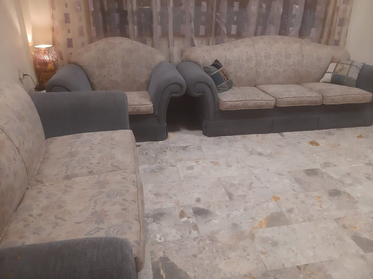 السلام عليكم عندي هذا التخم للبيع


**إذا كنت صاحب هذا الإعلان وتريد حذفه لأي سبب، رجاءا أرسل رسالة إلى الدعم الفني**