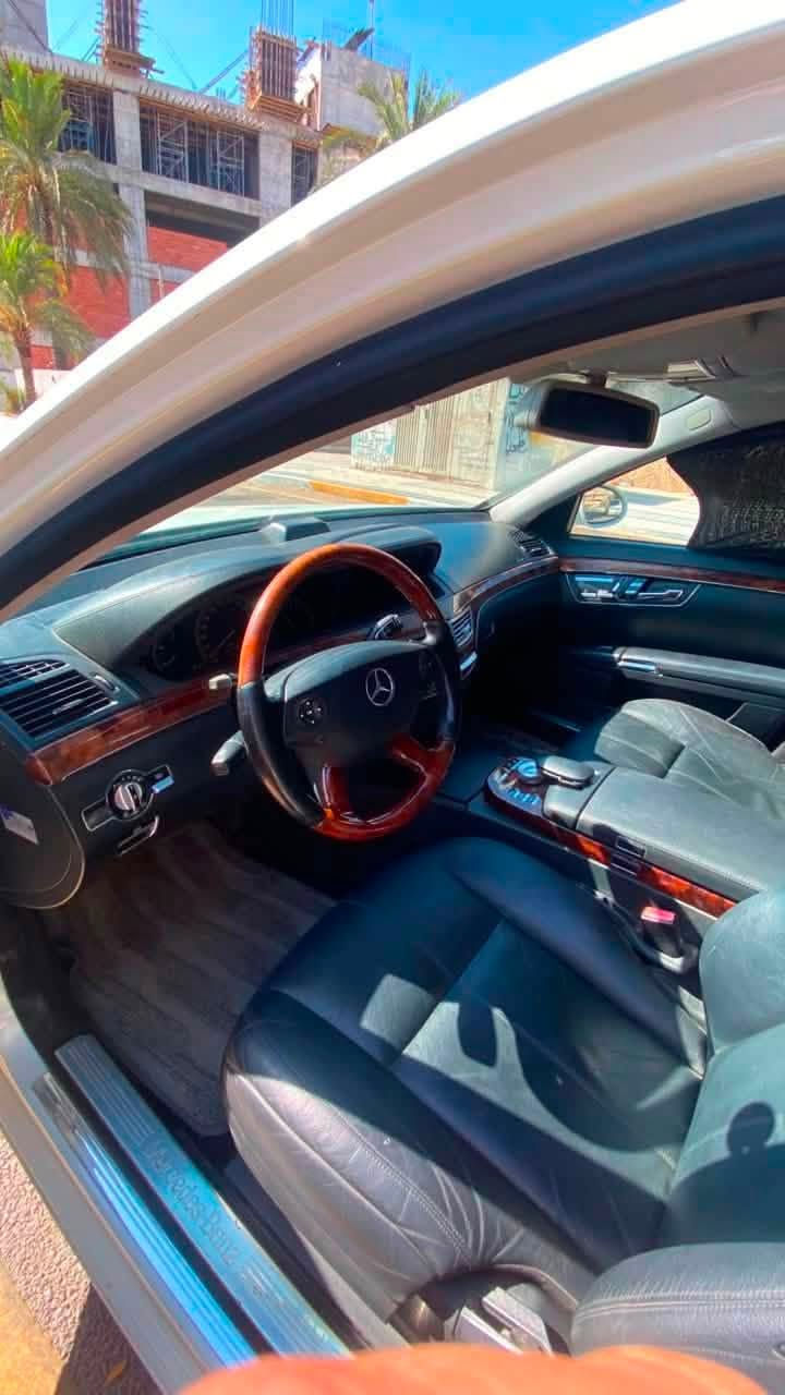 ✨ مرسيدس S350 تنفس طبيعي موديل 2008  مسجله 2006 دخول جديد 

سيارة مرتبة ونظيفة،  وتحويل وكالة بنفس يوم ا

✅ السنوية لغاية 2030
✅ بدون أي غرامات
✅ فول مواصفات (1/1)
✅ 5 قطع صبغ فقط
✅ بدون دواخل
✅ الطخات بسيطة وتم تصليحها

🚗 السيارة جاهزة للاستخدام وما تحتاج أي مصروف.

💰 السعر: 170 ورقة

📍 الموقع: بغداد – اليرموك

📞 ***********
اتصال أو واتساب.

المعاينة خير دليل، والجاد حياه الله.
