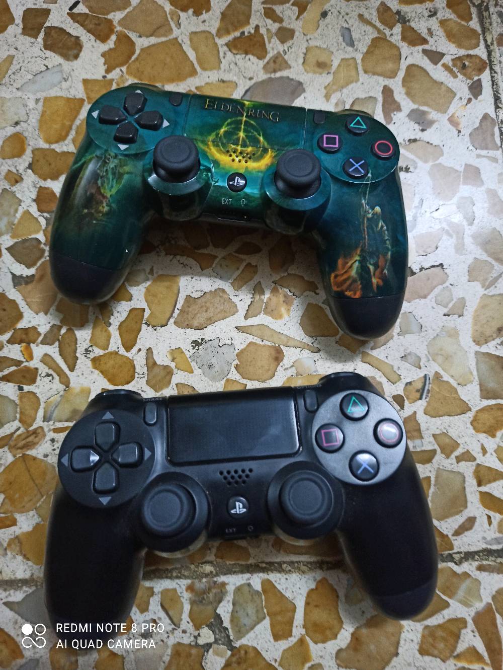 
playstation 4 fat  للبيع 
ذاكرة 512 
ويا يدتين وقرص فيفا 2018 
السعر بي مجال 
الرقم بي واتس اب 
يوجد توصيل مجاني 
مكاني بغداد منطقة جميلة محلة 516 
جهاز شوية الكفر بي شخوط لان تركتة بس نظيف من الداخل 