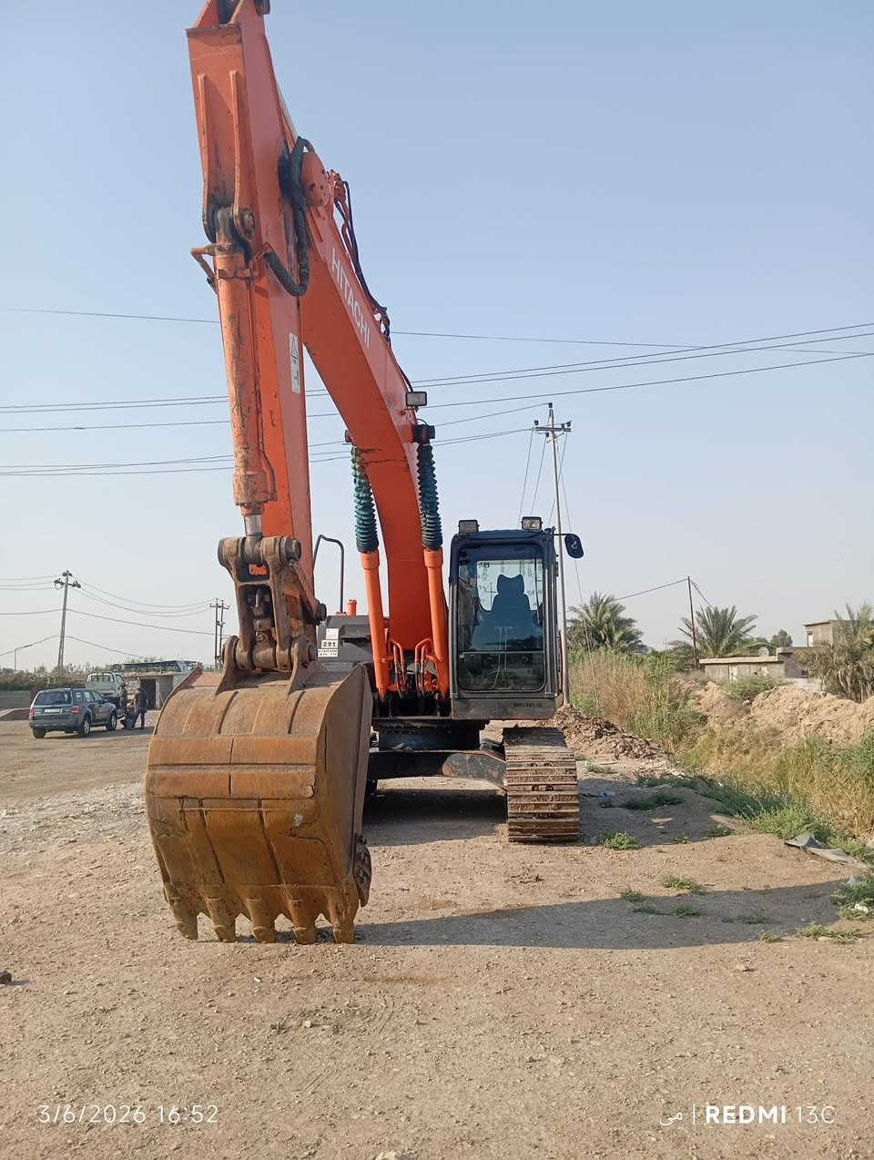 حفاره الايجار والعمل اي واحد محتاج حفاره تواصل عبر الاهاتف اي نوع العمل عتبره منجز بحسن صوره جمعه مباركة وثبات على ولايه كل عام وانتي بخير ابو سلطان حفاره هيتاشي 
***********///***********واني بل خدمه
