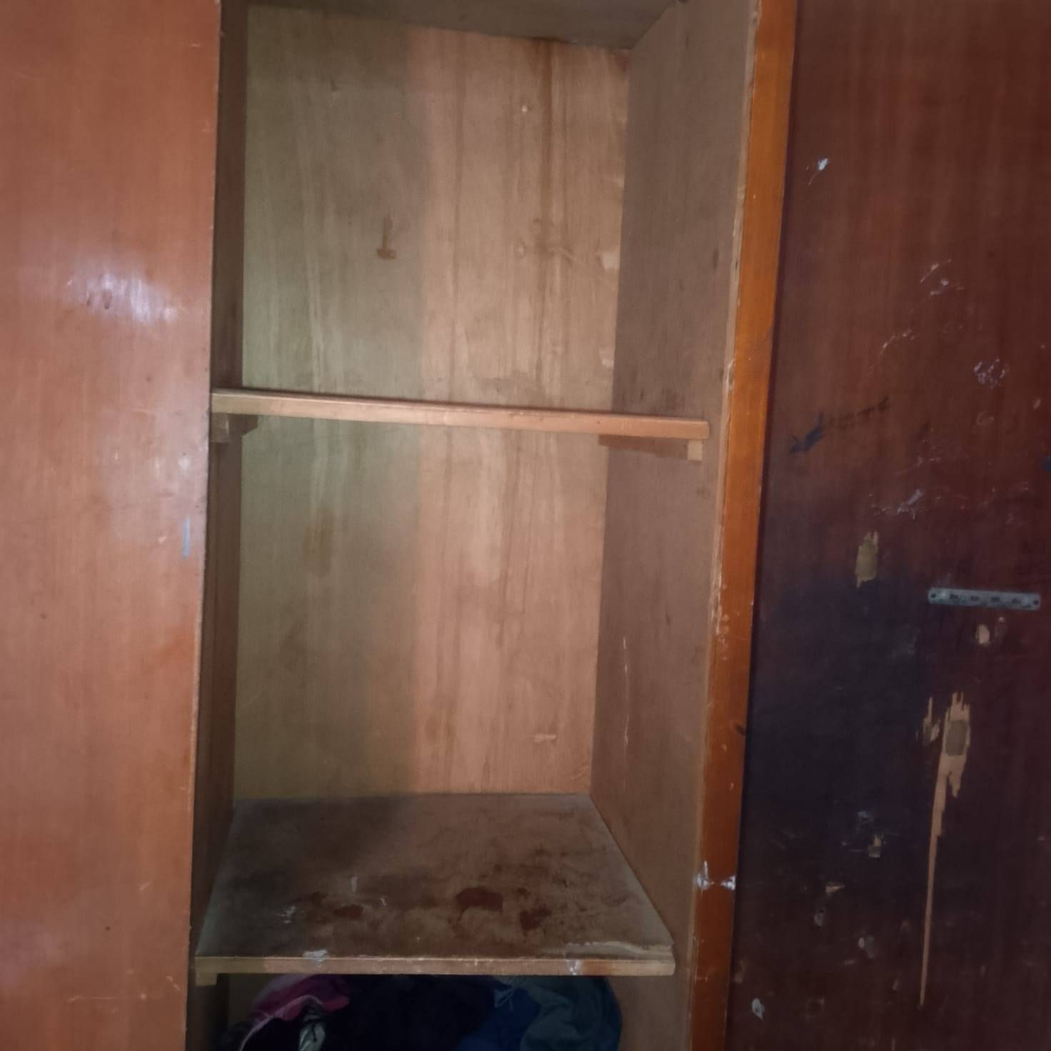 كنتور وزاويه تزكام صاج القديم 6 بيبان البيبان بس يرادلهن شد نضافتهن مثل مموضح بلصور السعر 150


**إذا كنت صاحب هذا الإعلان وتريد حذفه لأي سبب، رجاءا أرسل رسالة إلى الدعم الفني**