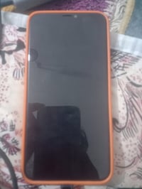 آيفون XS ماكس • ٢٥٦ • بطارية ١٠٠