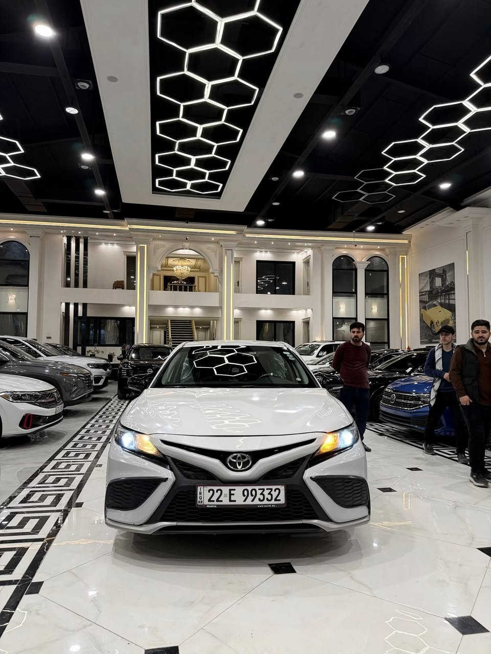 تويوتا كامري وارد امريكي موديل 2023. محرك 2.5 مواصفات SE سمنتي شاشه جبيره كاميره خلفي كشنات جلد كشنات كهربائي اشاير مريات رادار جانبيات رادار امامي لايت زينون ويل كروم تحكم استيرن تحديد سرعه شفتات استيرن بعد هوايه مواصفات بيها سياره مكفوله من اي نواقص كله بشرط ضرر كلش خفيف فقط حافت بونيد بدون ضرر داخلي بدون ارباك بدون تعديل بدون شخوط بدون بقسات كله سليم بشرط سياره ماشي٤٥ ف
سياره مرقمه رقم سنويه جديد مكان سياره إربيل شريكه ابو ظبي كارس. سعر. 205$🔥😳

*********** وتساب
***********
