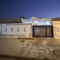 بيت للبيع  العنوان حي الأطباء الفرع الأول فرع الجامع   الفرع راقي وخدم...