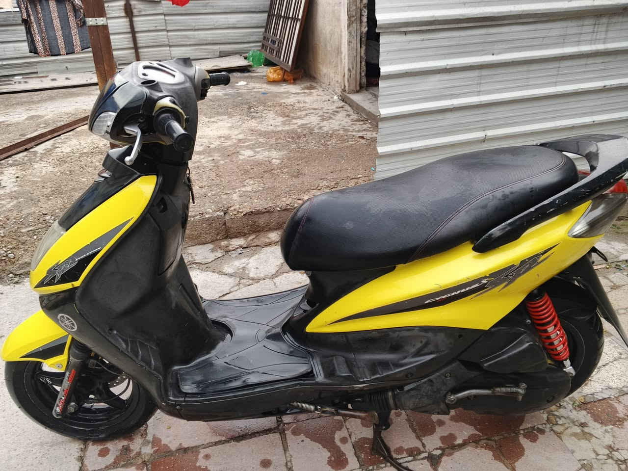 السلام عليكم مكاني بغداد الزعفرانيه دراجه سكنس البيع دراجه كلشي شغال بيه 750 بيه مجال حك جيتك ***********
