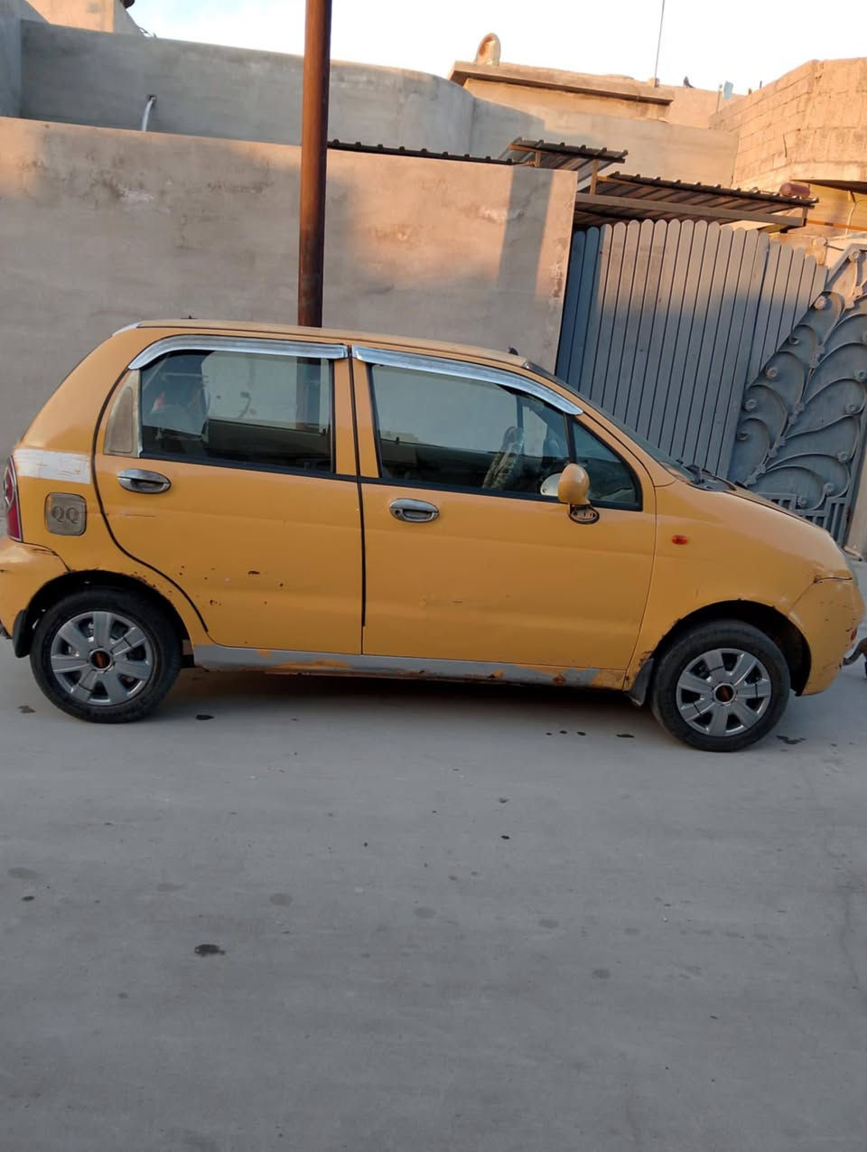 سياره كوكو البيع موديل 2012سنويه 2031 هزة جديدة
محرك وكير شرط طخم أمامي  وخلفي جديد 
كاربون بانزين شرط الوكاله والتحويل غرامات صفر سياره
هيئة عليها 30 الف سيارة نظيفة وحلوه شرط بدون صبغ وبدون ضرر 
السعر 25 
***********
