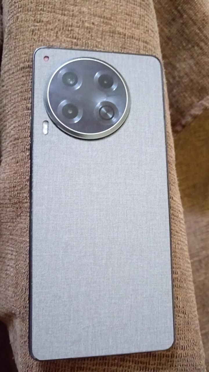 سلام عليكم تكنو كامون 30فايف جي ذاكره 512رام 12+9 يدعم بصمت شاشه  جهاز نضيف حيل سعر 225 قفل يرهم مراوس حسب سعر جهازك مكاني كركوك عمل شعبي


**إذا كنت صاحب هذا الإعلان وتريد حذفه لأي سبب، رجاءا أرسل رسالة إلى الدعم الفني**