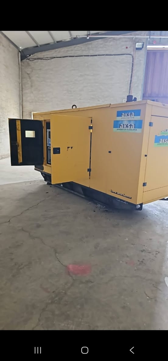 350 kv رقم تلفون
***********
كاتم صوت ٪100. 

وكاتم الصوت قوي.

دوسان.

بشرط بدون بخار 

مع القاعدة و باتري جديد
