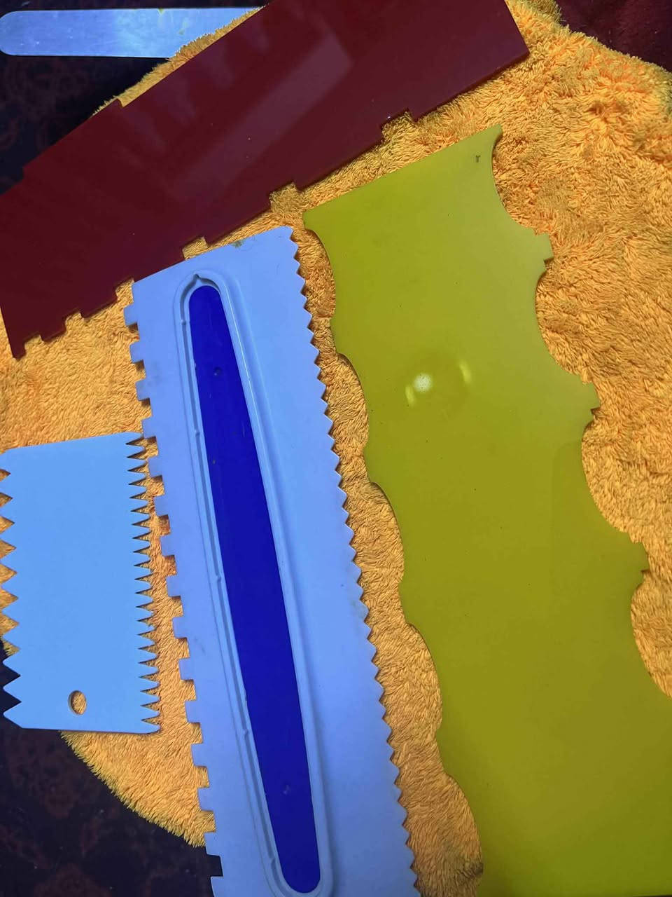 ‎سباتولا (ملعقة مسطحة)، وقاعدة دوارة. وللتزيين، كيس حلواني مع رؤوس تزيين متنوعة،‎ بغداد, العراق


**إذا كنت صاحب هذا الإعلان وتريد حذفه لأي سبب، رجاءا أرسل رسالة إلى الدعم الفني**