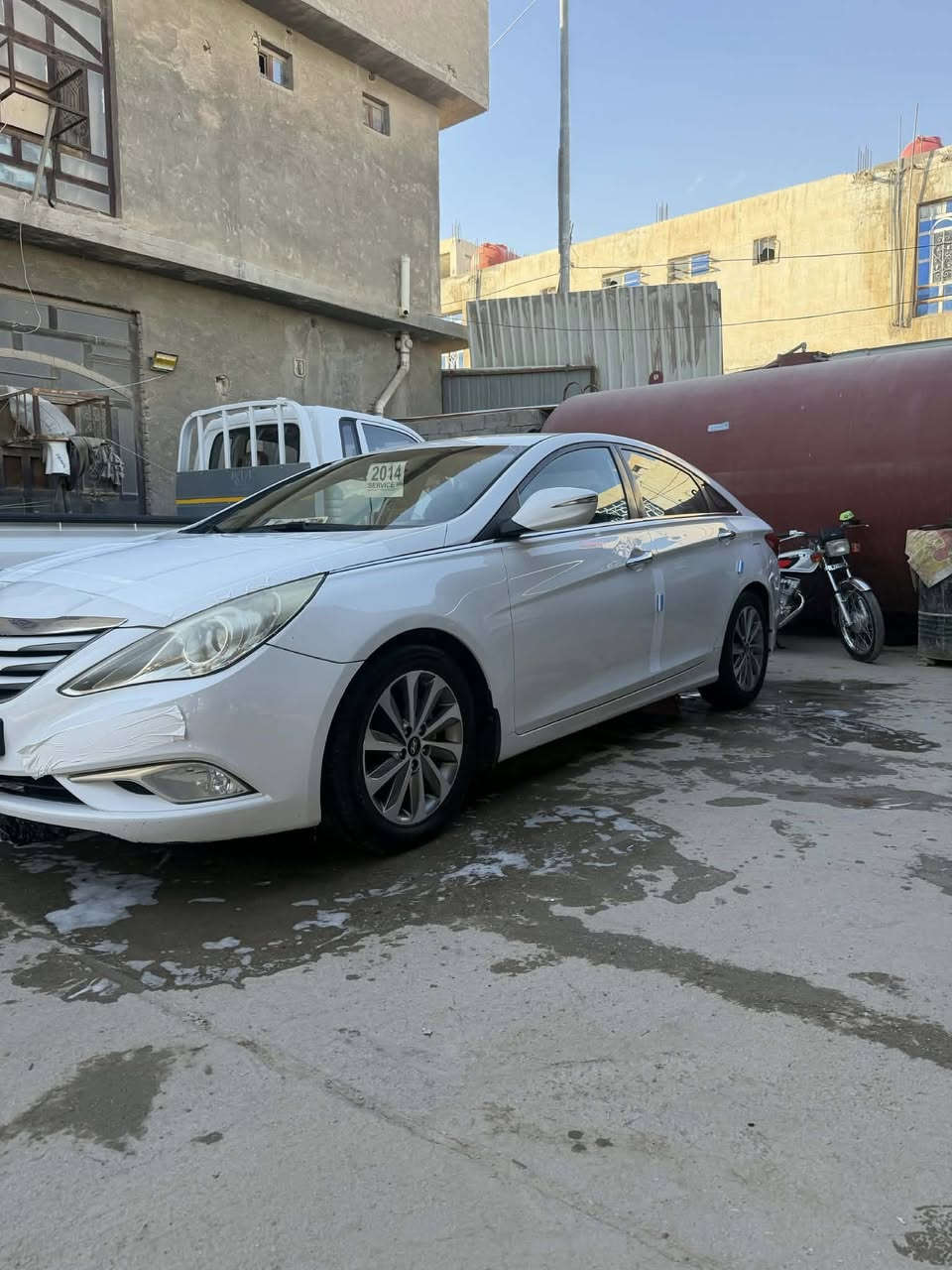 سوناتا ٢٠١٤ خليجيه
شركه عامه مكينه ٢٤٠٠
رقم بغداد 
قطعتين تبريد 
تحكم ستيرن
مكاني حله
بيه قطتعين صبغ
السعر ١٢٣ وبي مجال 
مكلف بلنشر 
***********
