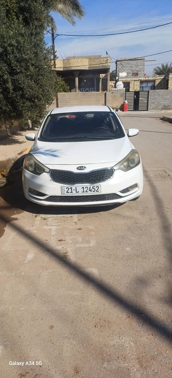 سيراتو ١٤ خليجي مكينه الف وستميه السعر ١١٨ وبيه مجال العنوان واسط الزبيديه ***********
