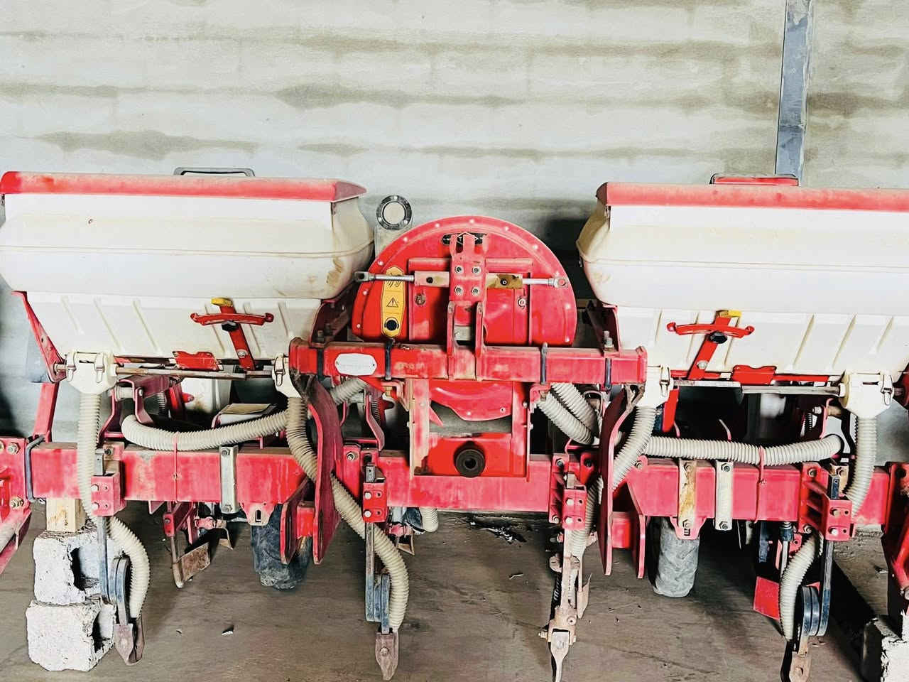 سلام وعليكم 
للبيع طابعات اذرة صفراء عدد ٣ 
١ ستة خط
٢ اربعة خط
شركة شقلق جاهزين للعمل و باقين علي وضع شركة 

*********** - واتس اب ***********
