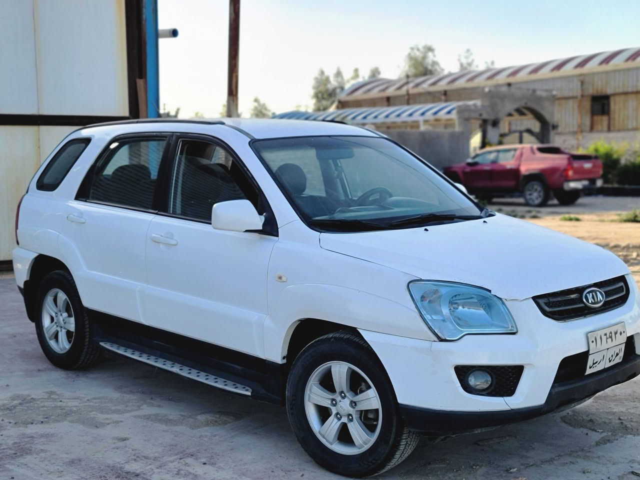 يالله السلام عليكم للبيع كيه سبورتج موديل 2009 خليجي سياره جديده وجاهزه عل اخير مال جناي مكينه كير حداديه تخم تاير كله جديد بيه صبغ بنيد ولباقي كفاله  السعر 107 وبيه مجال المكان بابل الهاشميه الرقم ***********
