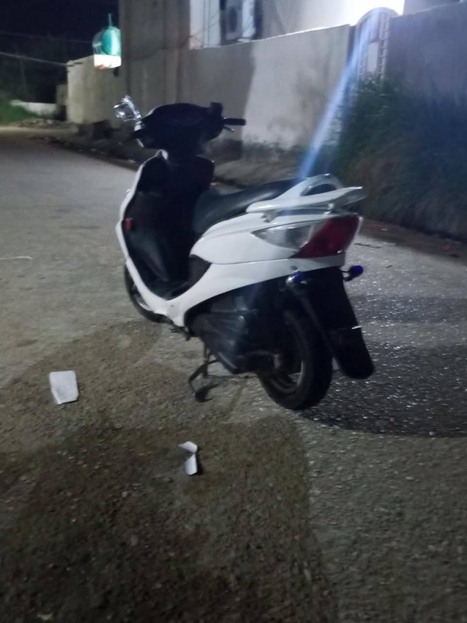 سلام عليكم كامكو ١٤مكينه رمبه صارله شهر من شادها  مكاني رفاعي 
***********
