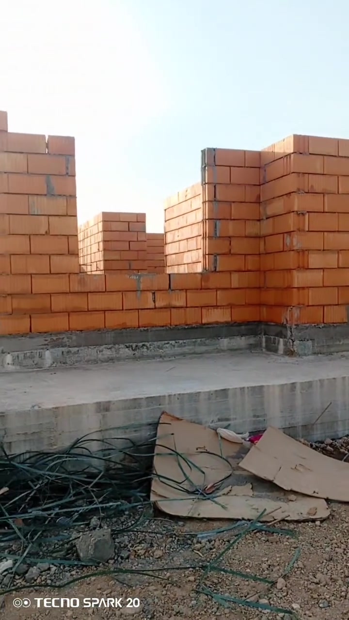 عرض خاص الى اهلنا في المناطق الغربيه على اخر 23بيت في مجمع الواحات السكني التابع لمجمع عمر الراوي خلف جامعه الانبار للتواصل على الرقم التالي ***********
