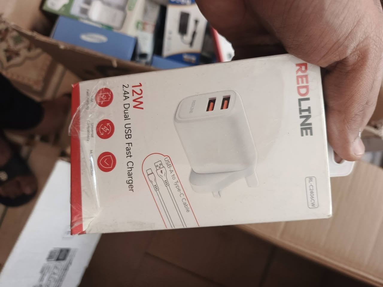 كارتون بي ٥٦ شاحن بين ايفون وسامسونج وتايب سي
كيبل عدد ١٣ ايفون سامسونك كلكسي 
شواحن بطاريات ليثيوم اصبع عدد ٧ 
النوعيات كدامكم خلي سعر عجبني ابيع


**إذا كنت صاحب هذا الإعلان وتريد حذفه لأي سبب، رجاءا أرسل رسالة إلى الدعم الفني**