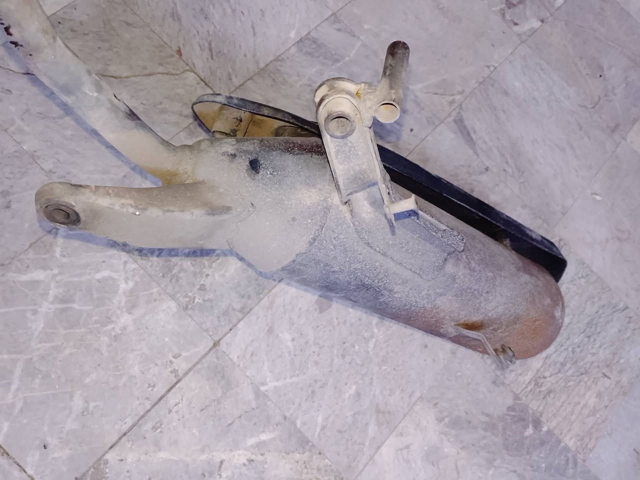 السلام عليكم صلنصه مال ماكس 120نضيفه صجميه ام طلقات للبيع أو مراوس بسماعات مال صندوك مكاني بغداد باب المعظم الاستفسار ***********
