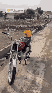 سلام عليكم انتنس قبق اسود اصلي اوراق سكنر الدراجه تعميرهة كله اصلي تجي وتشوف بعينك دراجه نضيفه شلعه ومعدل الشراي يجي على هذا الرقم ***********خاص ما ارد
