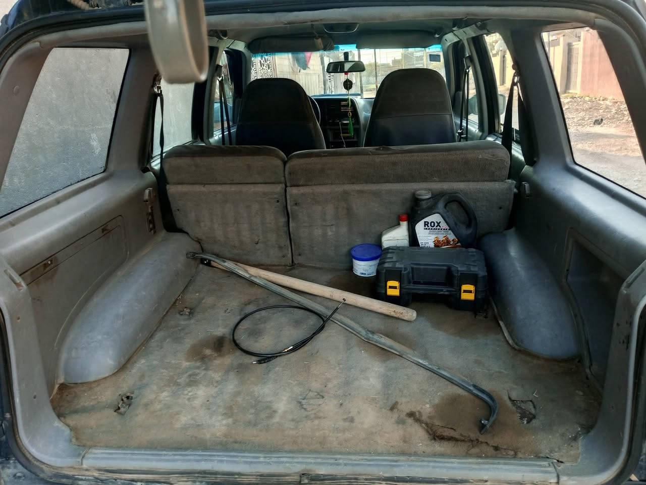 سلام. عليكم فورد اكسبلور مويل94 بسمي سياره عنوان بغداد فلكه سلمان باك سعرها 45 وبيها مجال كير ومحرك بطه 3000 رقم 📱 ***********
