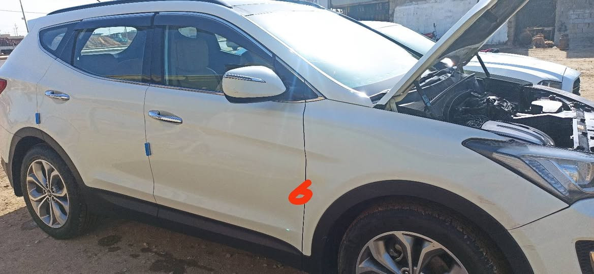 السلام عليكم سنتافي 14 بانوراما رقم بابل باسمي مكفول عدا بارد قليل موضح محرك مفتوح ادامة كاملة تراي بصرة عمان ستة سلندر 3/300 كل المواصفات موجودة ختى لا اطيل عليكم سعر 182سيارة حلوة كلش وجاهزة ملاحظة السيارة فول عدا البصمه 
فقط بيع بدون نراوس


**إذا كنت صاحب هذا الإعلان وتريد حذفه لأي سبب، رجاءا أرسل رسالة إلى الدعم الفني**