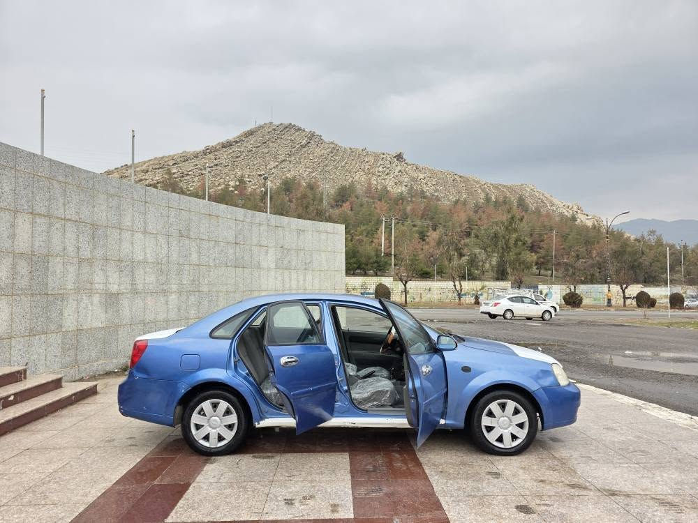 بەس ماشاڵڵەی دەوێت بابەتیکی زۆر ناوازەم هیناوە هەموو گیانی بەشەرە
ئۆپترا مۆدیل 2009  ساخ تۆماتیکە مەنەفیستی ئەسڵی هەیە براوە موس بەشەڕت داحم لێدراو بەشەڕتە تەنیا دووپارچەو پەڵایەکی سبووخە داحموو خایسی هیچ پیوە نیە دیناریک مەسرووف تیانیەو بەشەرتە 
گێرو مەکینەو کامل کارەبایو کامل تندوو تۆڵی بەشەرتە مەکینە ئەورووپی لەسەڕە 
تەبریت ساردوو گەرمی مەزبووتە 
سیوچ کۆترۆڵا تۆماتیکە ئاوینە کارەبایە  چوار جام کارەبایە
پاتریو تایەو نوییە بەنزینیش زۆر کەم دەخوات 
شوێن رانیە *********** نرخی $36 رانية, السليمانية

