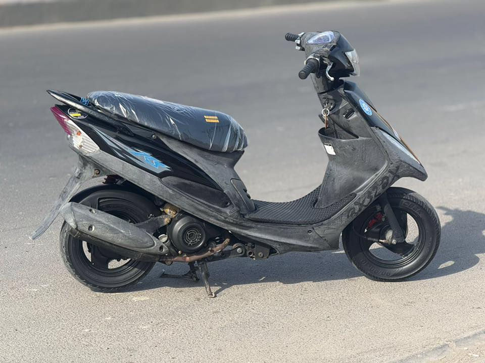 سلام عليكم كلبي دراجه ماكس عدله للبيع دراجه بلادي برغي ممفتوح بيها مابيه اي نقوصات لمو شراي لايتعبني رحمه لوالديكم مكاني بغداد جديده ***********
