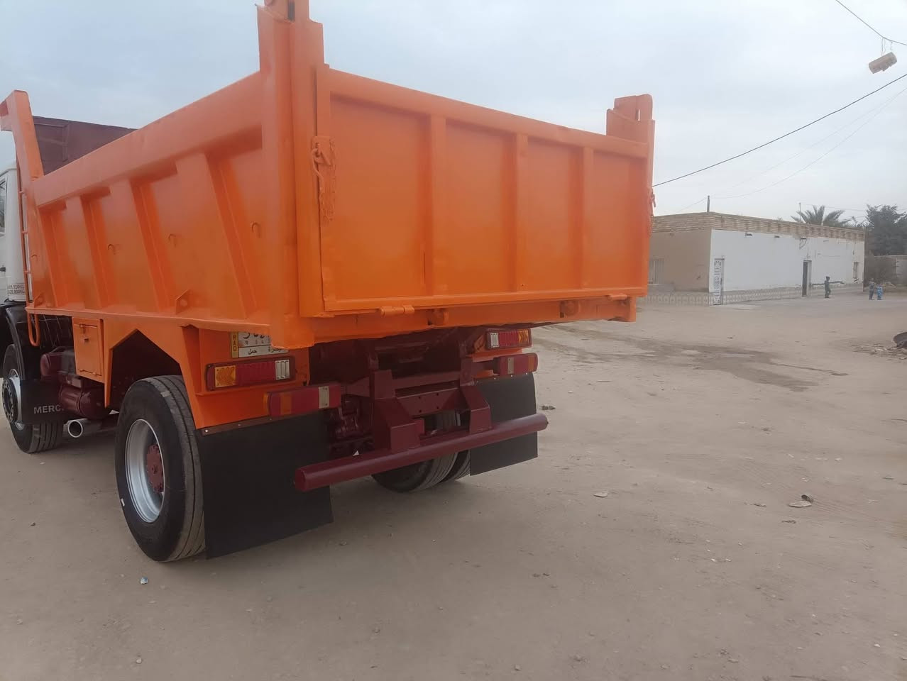 للبيع موديل 87 اصل راس سنويه قلاب ل28 مكينه 28 گير برميل نمرتين ايفلتن بدون شلعه فقط اكسن جي اف شاصي مكفول تخم تاير سعره 210 وبيه مجال مكان السياره بالناصريه جاهزه للعمل اي استفسار
***********
