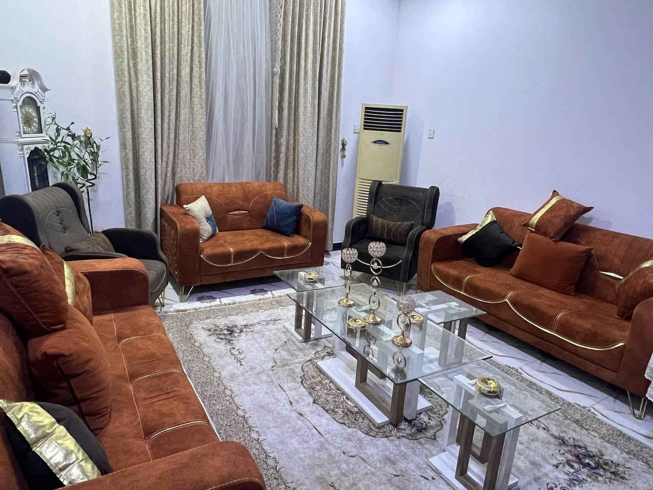 طخم قنفات جديد ويا طبلات مستخدم قليل السعر مليون وبي مجال


**إذا كنت صاحب هذا الإعلان وتريد حذفه لأي سبب، رجاءا أرسل رسالة إلى الدعم الفني**